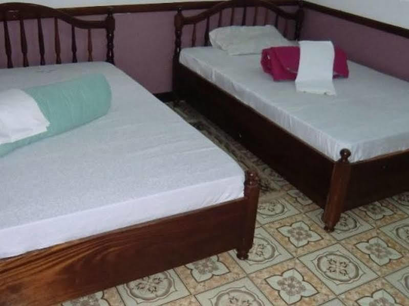 Keba Inn Lyamutundwe Екстер'єр фото
