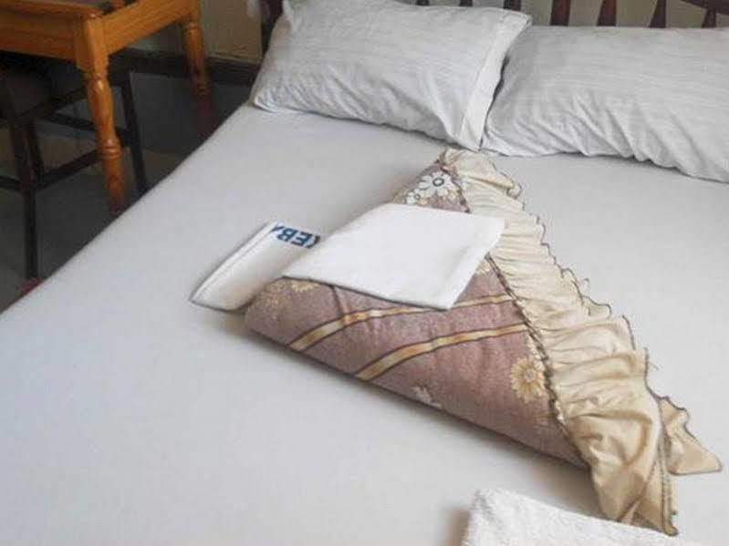 Keba Inn Lyamutundwe Екстер'єр фото