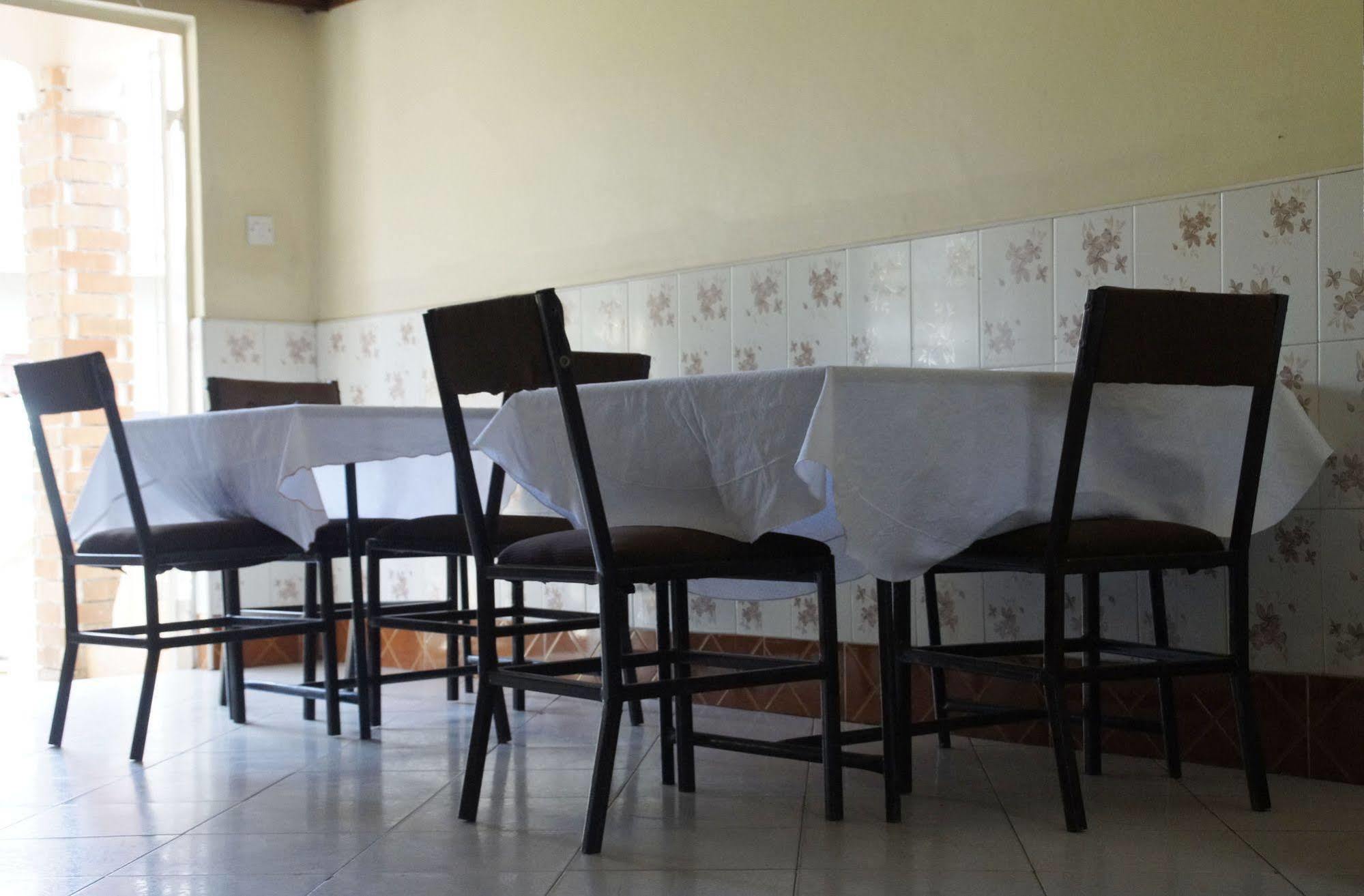 Keba Inn Lyamutundwe Екстер'єр фото