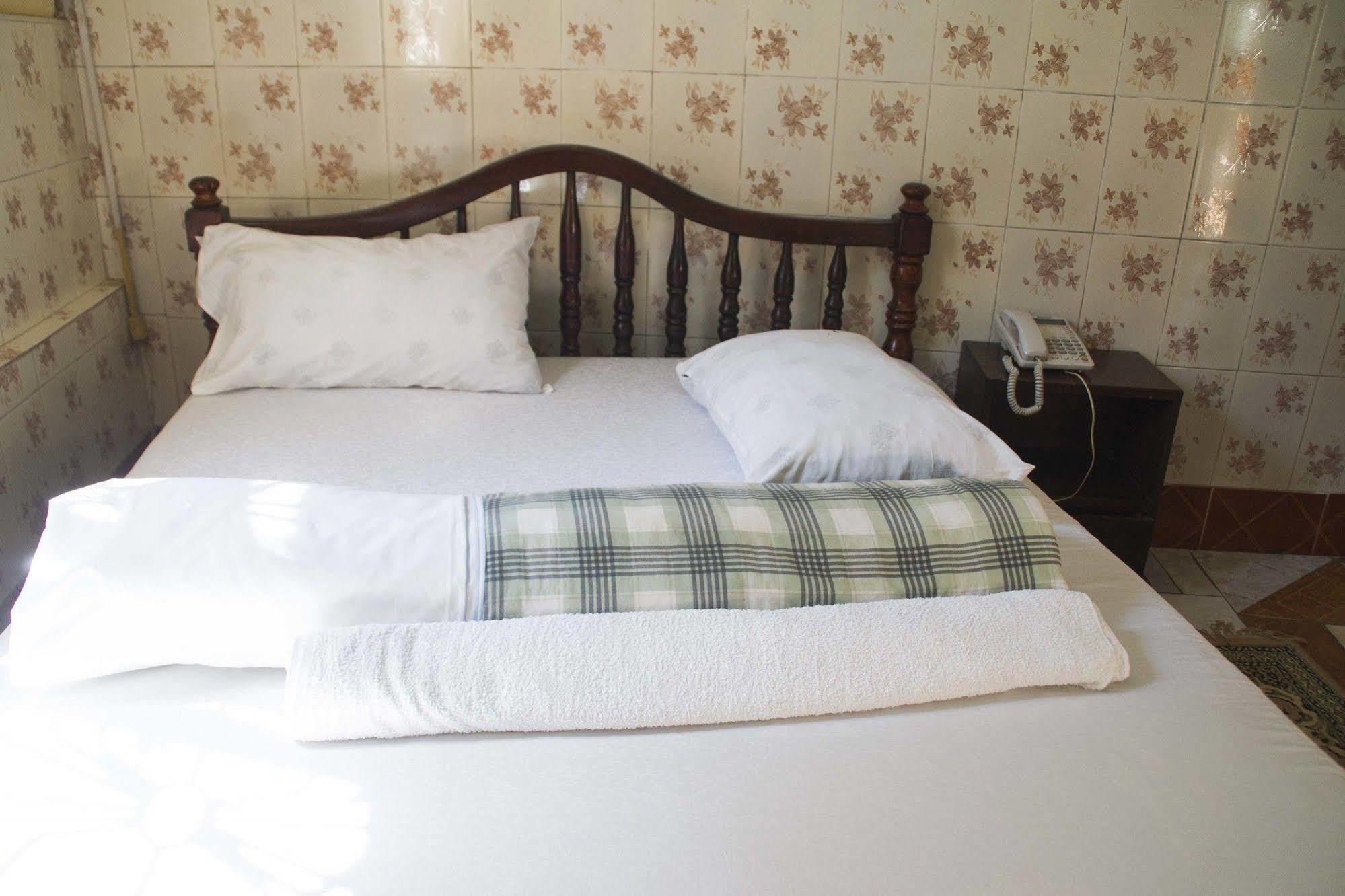 Keba Inn Lyamutundwe Екстер'єр фото